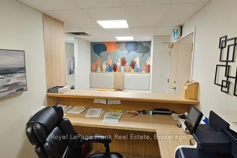 200 Bond Street W 207