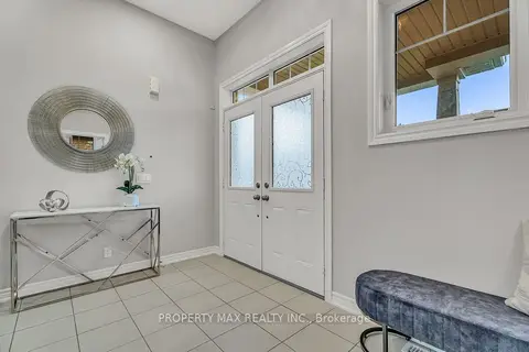 40 Britannia Avenue E