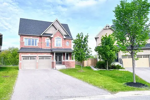 2481 Bandsman Crescent