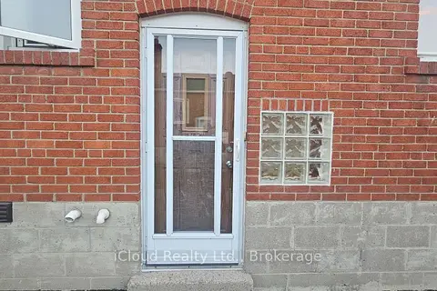 32 Frey Crescent Basement