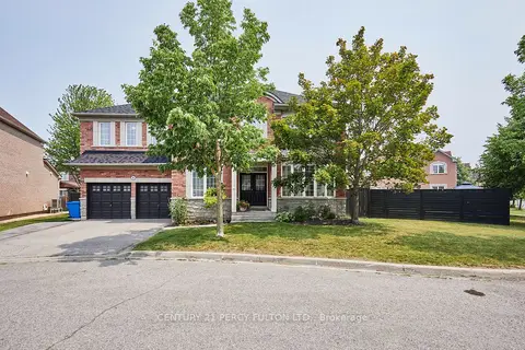8 Mackeller Court