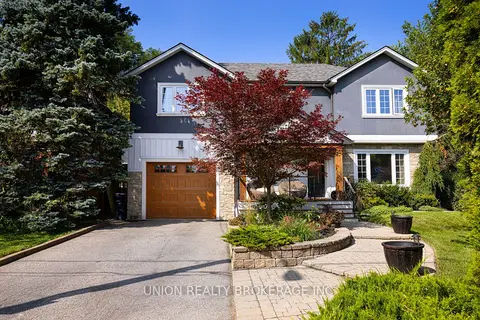 38 Scarborough Heights Boulevard