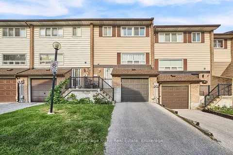 321 Blackthorn Street 39