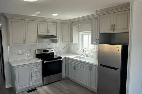 1037 Arthur Street 22