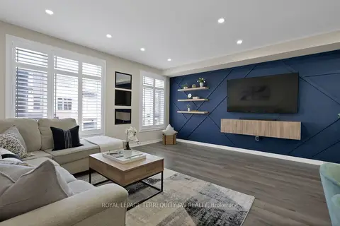 250 Finch Avenue 603