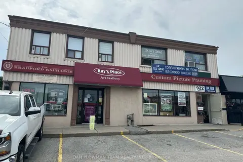 922 Simcoe Street N 203