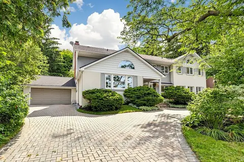 8 Windy Ridge Drive