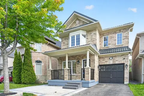 32 Whitlock Crescent Main Floor