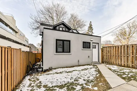 208 Woodbine Avenue
