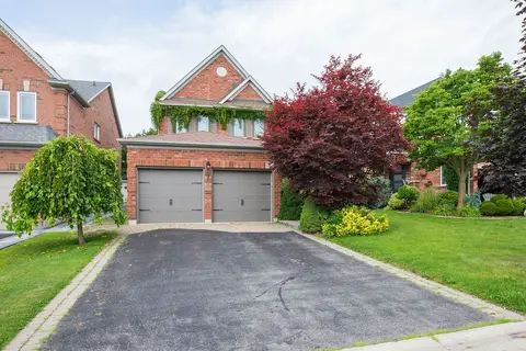 18 Windbreak Crescent