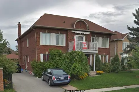 3 Leah Crescent