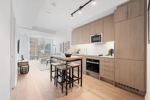 286 Main Street 408