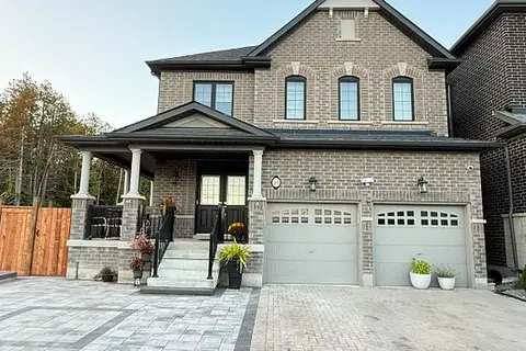 49 Mountainside Crescent Lower