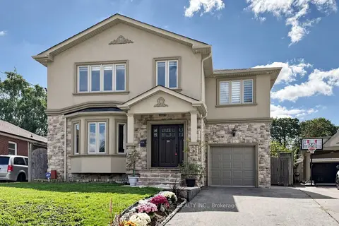 11 Bellvare Crescent