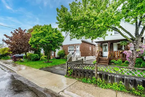 8 Savoy Avenue
