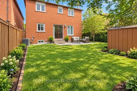 120 Littles Road Upper Level