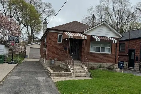 105 St Hubert Avenue Upper