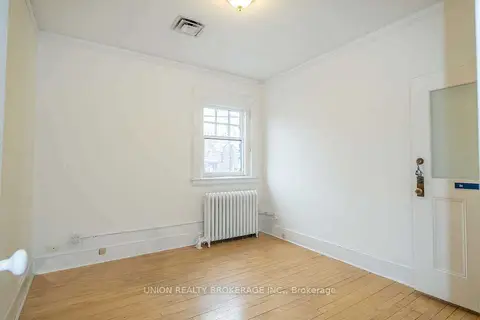 2234 Queen Street E 1
