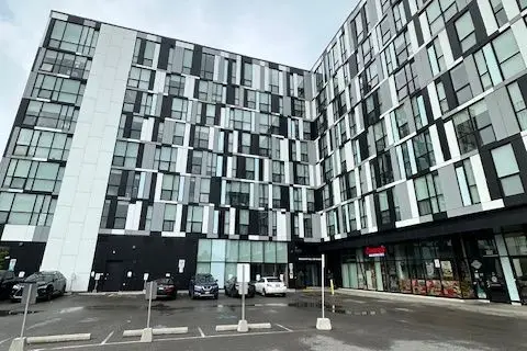 1900 Simcoe Street N 505