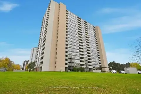 3380 Eglinton Avenue E PH07
