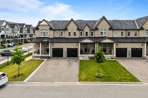 99 Bill Hutchinson Crescent