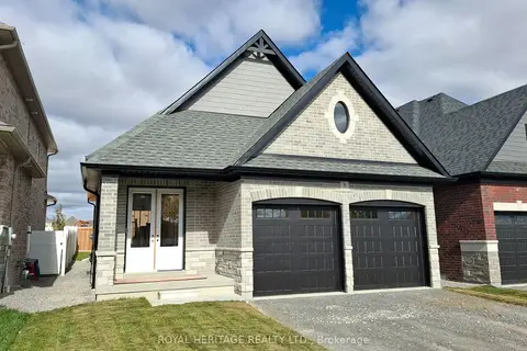 8 St Augustine Drive