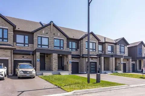 51 Peter Hogg Court