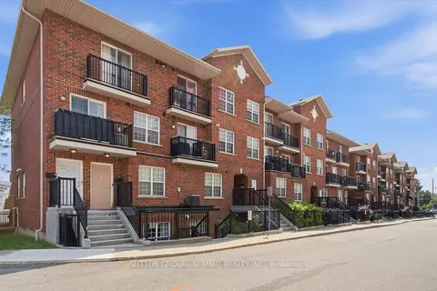 25 Strangford Lane 201