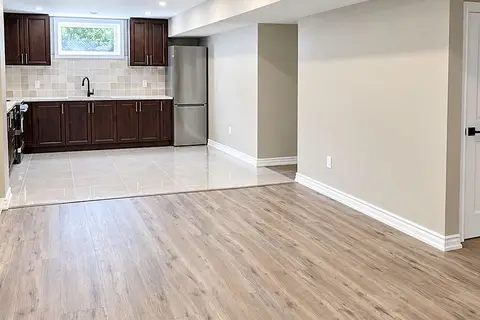 59 Cumber Avenue Lower Unit