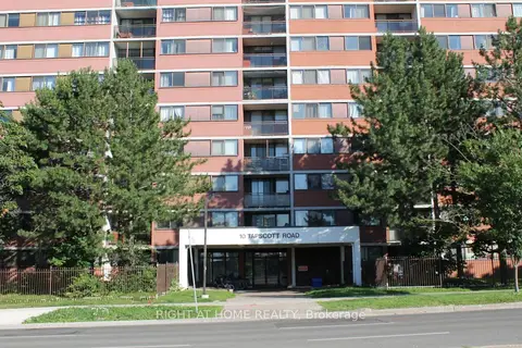 10 TAPSCOTT Road 405