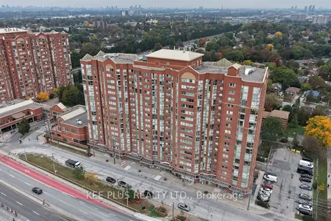 2466 E Eglinton Avenue E 819