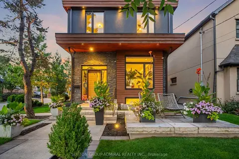 39 Red Deer Avenue