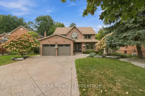 237 Lake Driveway W
