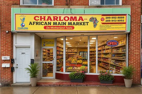 2651 Eglinton Avenue E Store