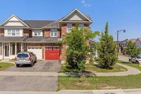 68 Hyacinth Crescent Basement
