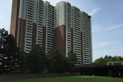 5 Massey Square 1508