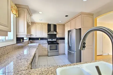 424 Military Trail