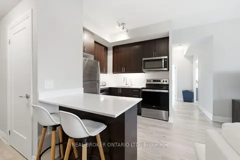 3220 Sheppard Avenue E 701