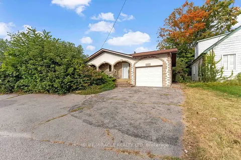 2033 Simcoe Street N