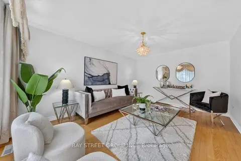 95 Tineta Crescent