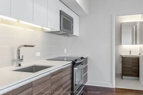 1190 Dundas Street E 1114