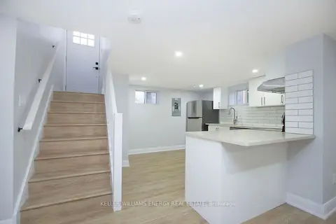 574 Olive Avenue Lower