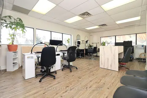 3702 Kingston Road 4-5