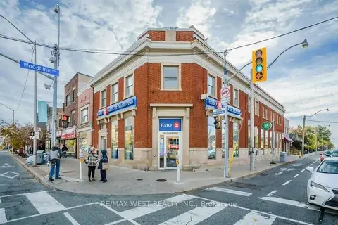 2083 Danforth Avenue 202