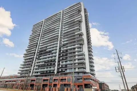 2545 Simcoe Street 1608