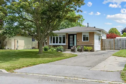 7 Agate Road