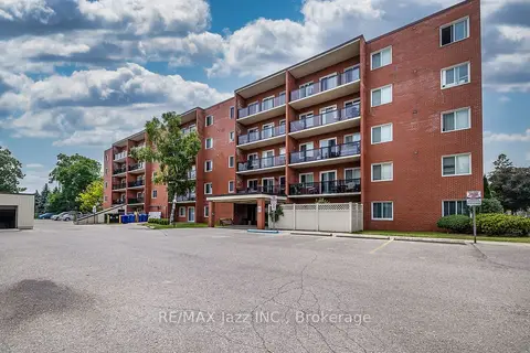 131 Taunton Road E 304