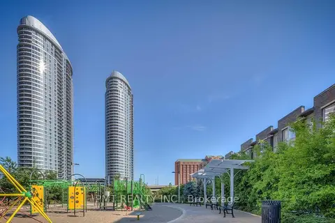 125 Village Green Square 309