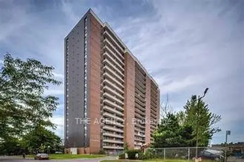 15 Torrance Road 1403