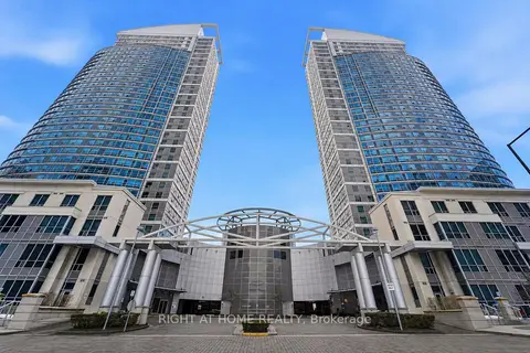 38 Lee Centre Drive 1612